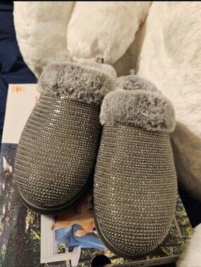 Bobs from Skechers Keepsakes Dream Ninja Slippers Charcoal Size 9 New in Box